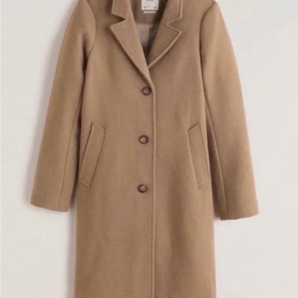 Abercrombie & Fitch Tan Top Coat